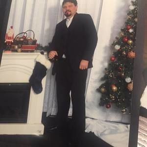 Meet your Posher, Adam